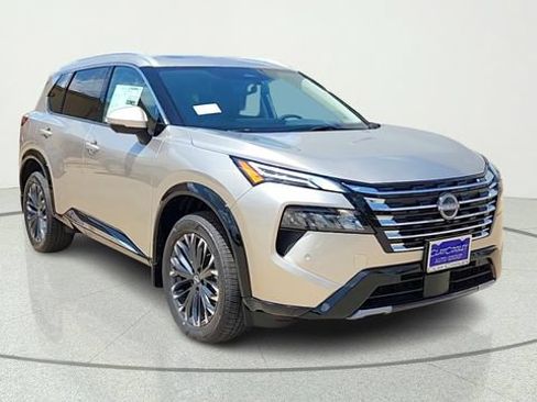 Certified 2025 Nissan Rogue Platinum AWD/4WD image 1