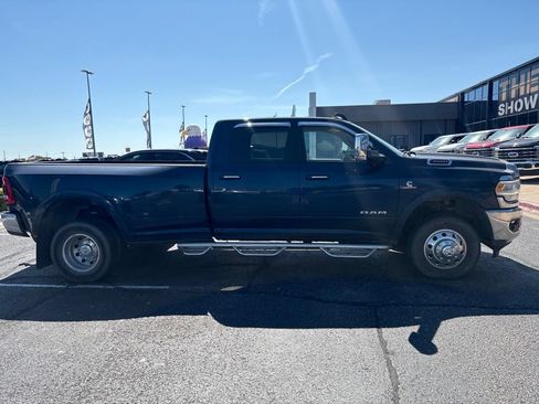 Used 2022 RAM 3500 Laramie AWD/4WD image 4