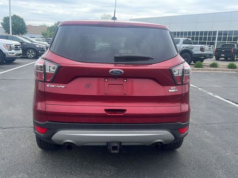 Used 2017 Ford Escape SE w/ SE Cold Weather Package AWD/4WD image 7