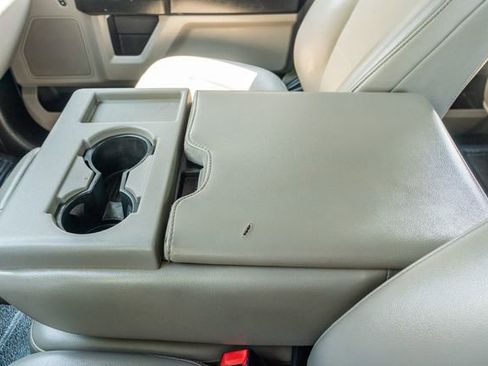 Used 2020 Ford F250 XL w/ Power Equipment Group image 31