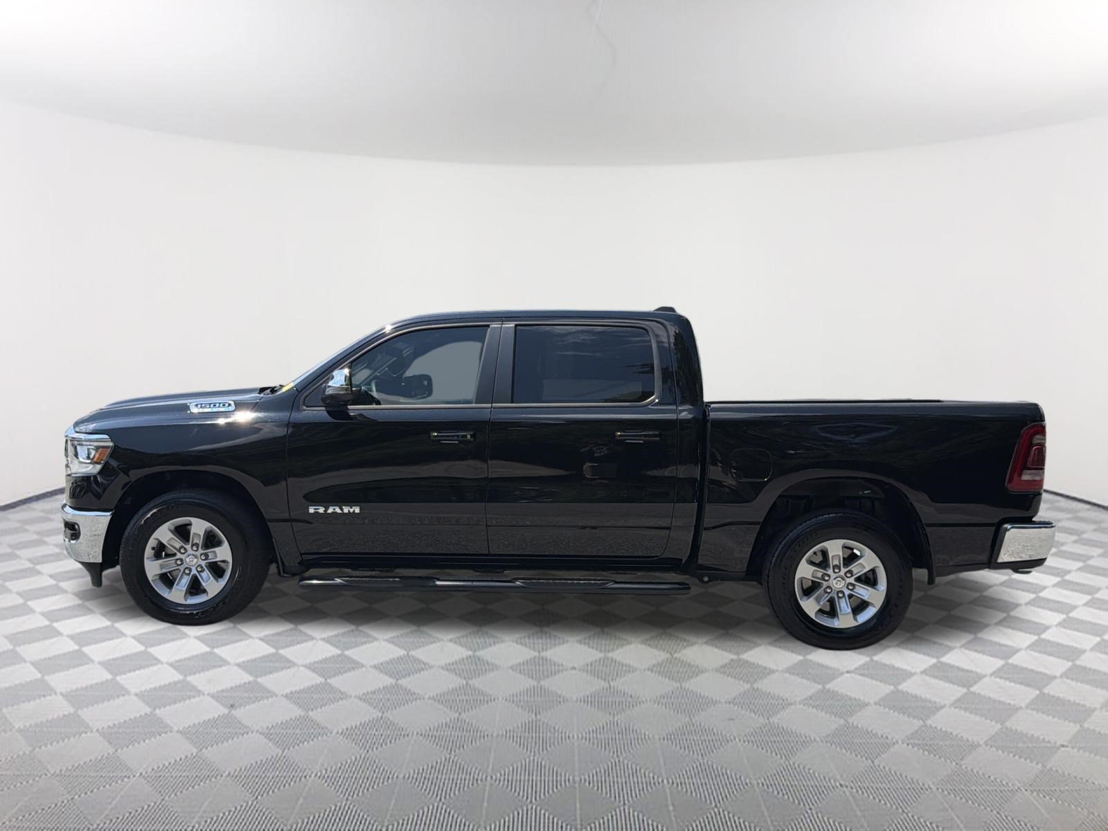 Used 2023 RAM 1500 Laramie RWD image 9