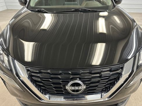 Used 2023 Nissan Rogue SV image 37