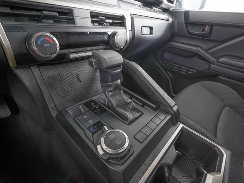 Used 2024 Toyota Tacoma SR5 image 21