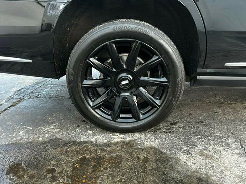 Used 2021 Cadillac Escalade Premium Luxury Platinum image 31