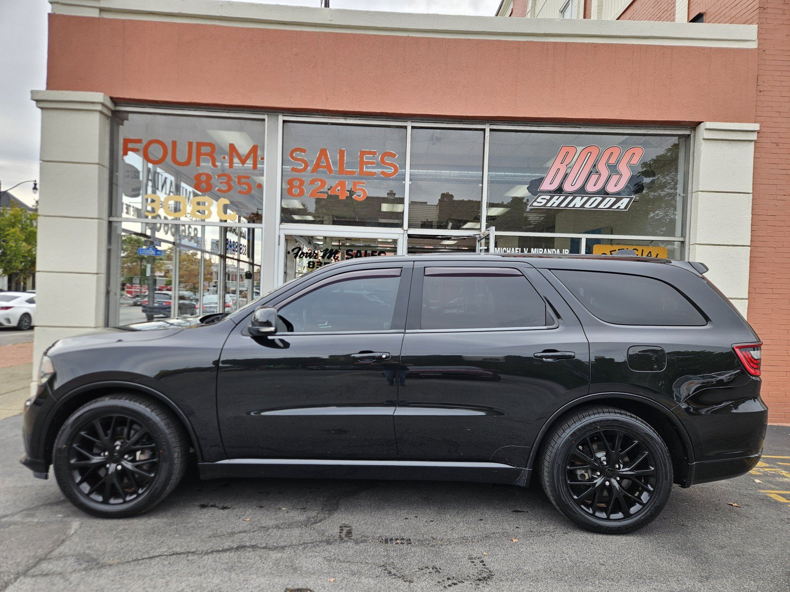Used 2016 Dodge Durango R/T w/ Blacktop Package AWD/4WD image 9