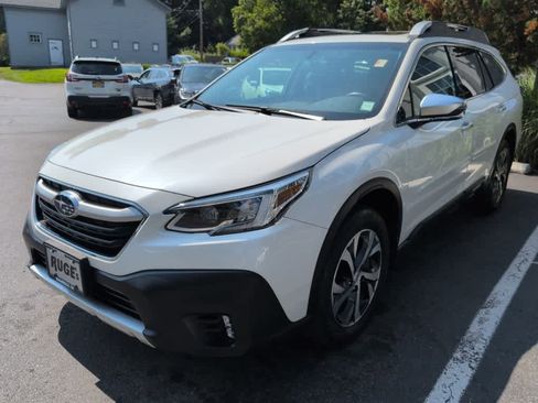 Used 2022 Subaru Outback Touring image 10