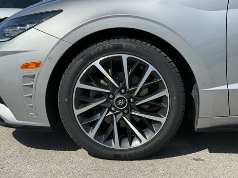 Used 2023 Hyundai Sonata Limited FWD image 5