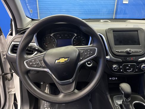 Used 2022 Chevrolet Equinox LT FWD image 14