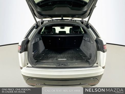 Used 2024 Land Rover Range Rover Velar Dynamic SE AWD/4WD image 29