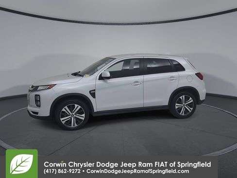 Used 2025 Mitsubishi Outlander Sport ES AWD/4WD image 8