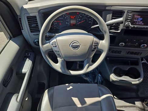 Used 2018 Nissan NV 1500 SV RWD image 15