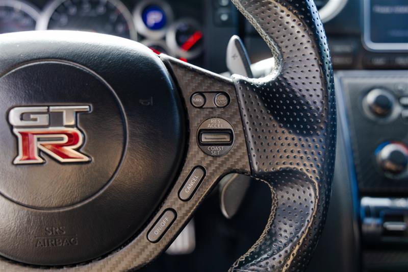 Used 2015 Nissan GT-R Black Edition AWD/4WD image 22