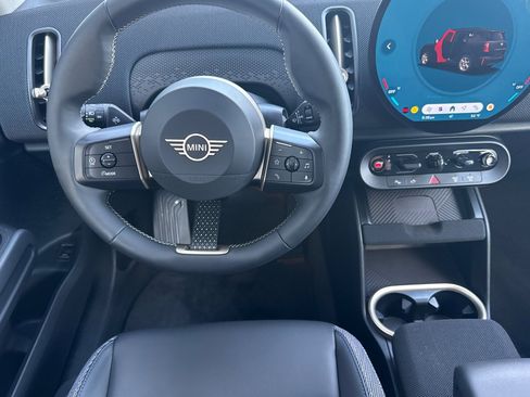 Used 2025 MINI Cooper Countryman SE image 18