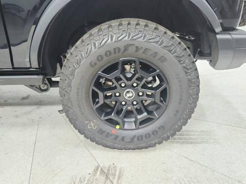 New 2026 Ford Bronco Badlands AWD/4WD image 41