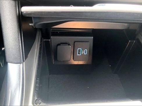 Used 2023 Ford Explorer XLT w/ Equipment Group 202A image 35