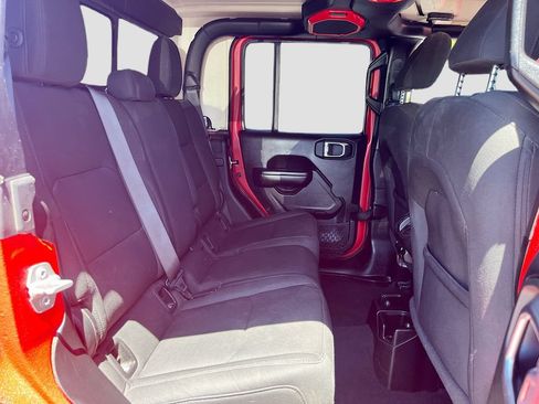 Used 2021 Jeep Gladiator Sport AWD/4WD image 31