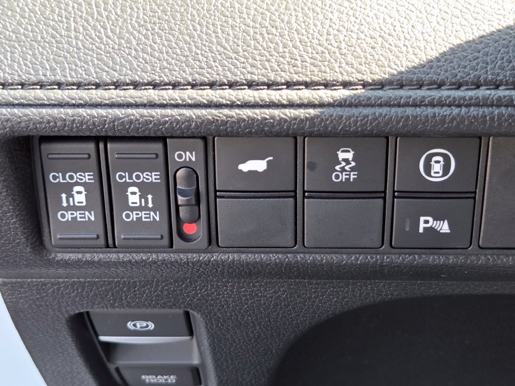 Certified 2024 Honda Odyssey Elite image 13