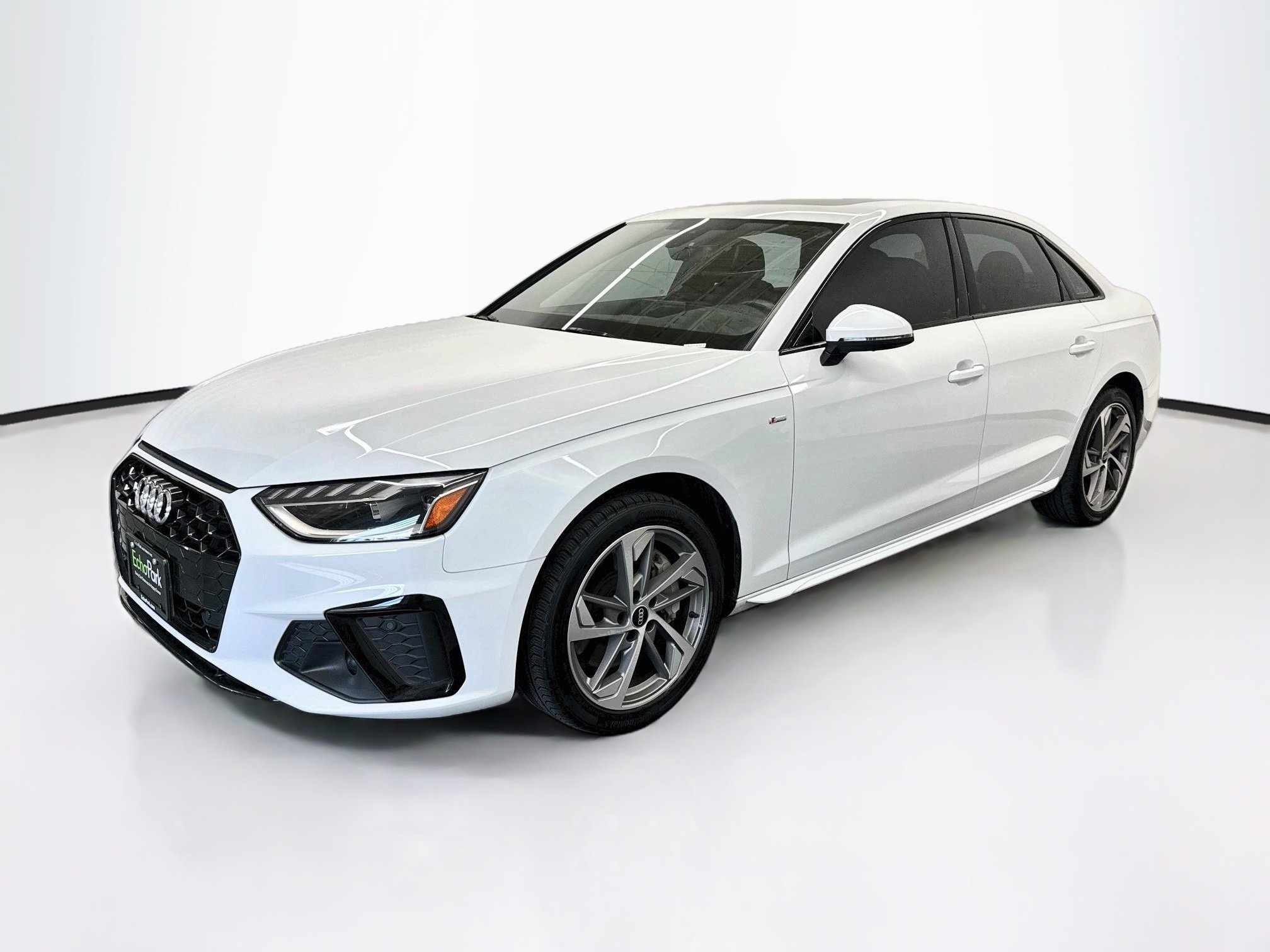 Used 2021 Audi A4 2.0T Premium Plus w/ Premium Plus Package AWD/4WD image 3