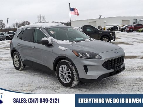 Used 2022 Ford Escape SE w/ Convenience Package image 1