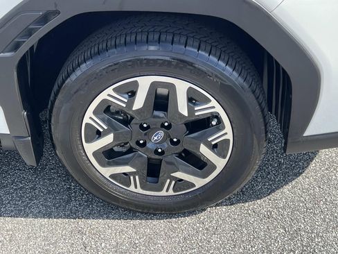 Used 2025 Subaru Forester Premium w/ Convenience Package #1 image 12