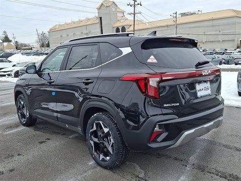 New 2026 Kia Seltos EX image 3
