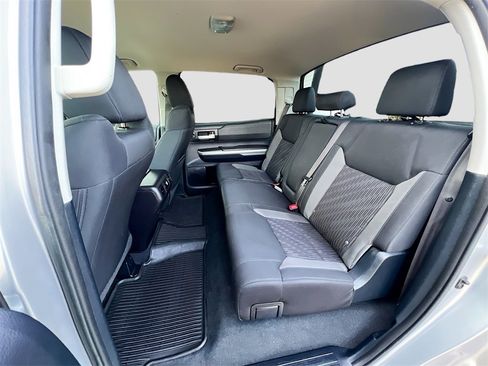 Used 2015 Toyota Tundra SR5 image 23