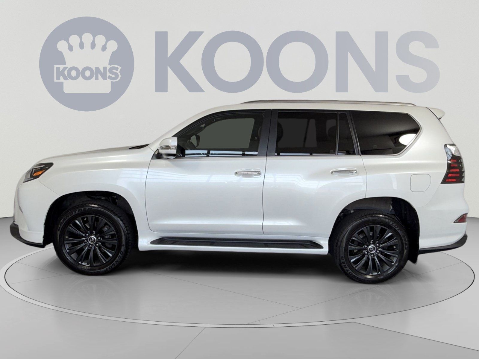 Used 2023 Lexus GX 460 Luxury w/ Sport Design Package AWD/4WD image 2