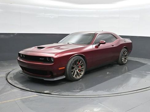 Used 2017 Dodge Challenger SRT Hellcat image 8