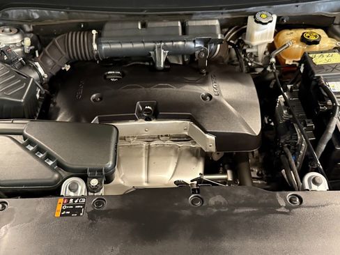 Used 2019 Buick Envision Essence image 23