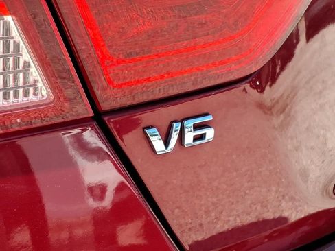 Used 2020 Chevrolet Impala LT w/ LT Convenience Package FWD image 8