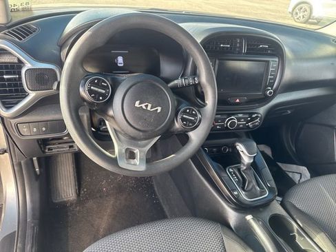 Used 2023 Kia Soul LX w/ Option Group 015 image 12