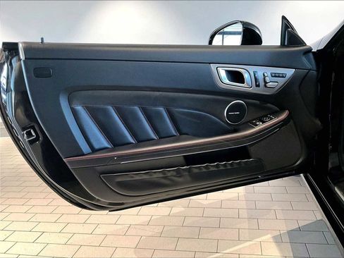 Used 2017 Mercedes-Benz SLC 43 AMG image 26