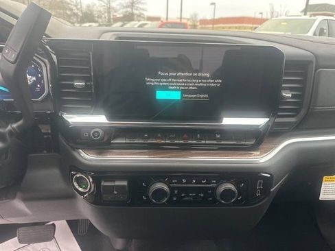 New 2026 Chevrolet Silverado 1500 LT image 22