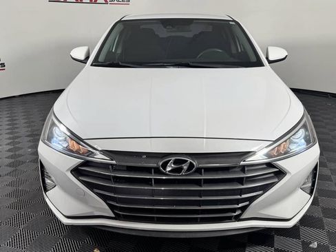 Used 2020 Hyundai Elantra SE w/ Cargo Package (C1) FWD image 9