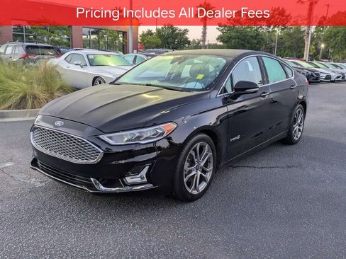 Used 2019 Ford Fusion Titanium FWD image 8