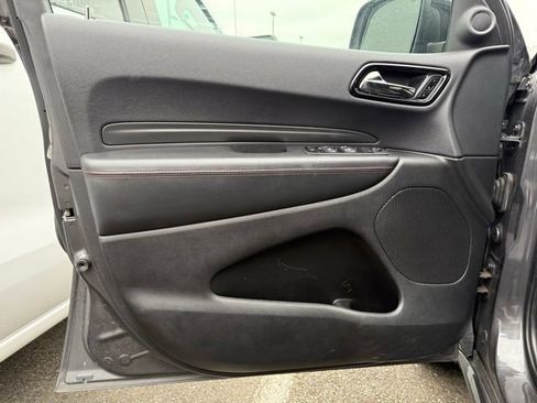 Used 2024 Dodge Durango GT RWD image 9