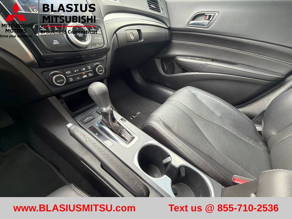 Used 2020 Acura ILX w/ Premium Package FWD image 21