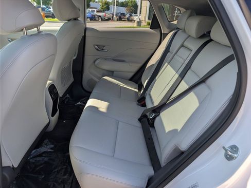 Used 2024 Hyundai Kona Limited AWD/4WD image 15
