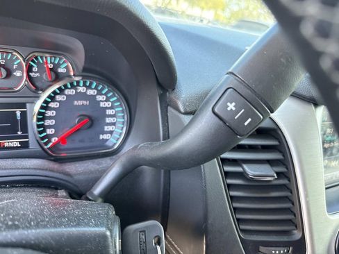 Used 2017 GMC Yukon XL SLE w/ SLE Value Package image 36