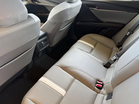 Certified 2025 Toyota Camry SE image 15