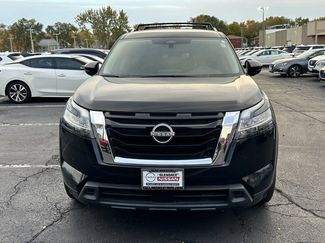 Used 2022 Nissan Pathfinder SV video 2