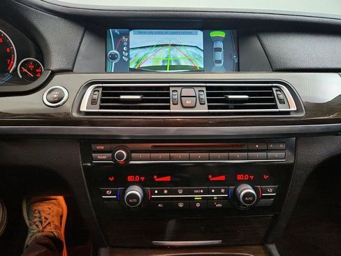 Used 2012 BMW 740i RWD image 21
