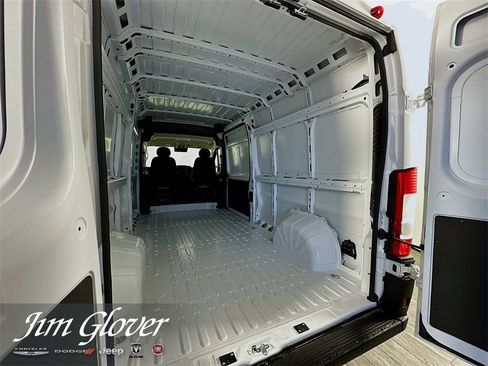 New 2026 RAM ProMaster 2500 image 9