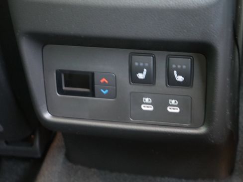 New 2026 Nissan Rogue Platinum w/ Platinum Premium Package image 32