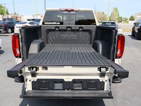 New 2026 GMC Sierra 1500 Denali Ultimate w/ LPO, Black Badging Package AWD/4WD image 7