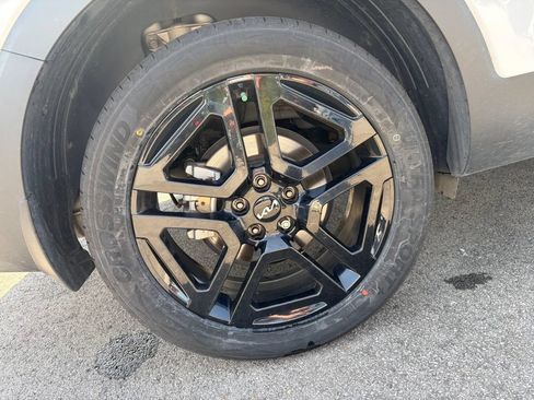 Used 2024 Kia Telluride EX X-Line AWD/4WD image 31