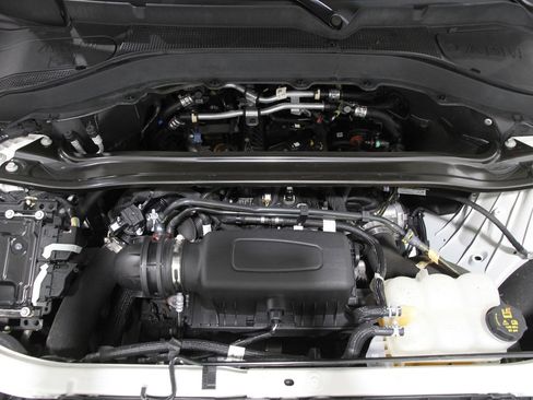 Certified 2022 Ford Explorer Limited w/ Equipment Group 301A image 23