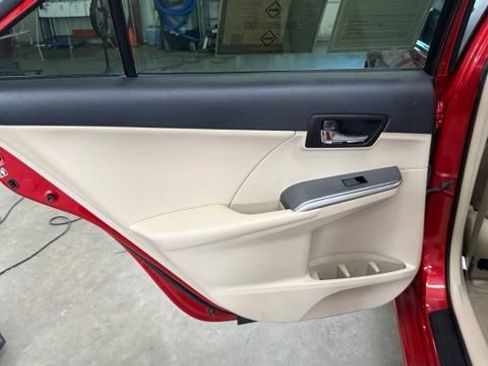Used 2013 Toyota Camry XLE FWD image 21