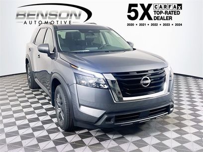 New 2025 Nissan Pathfinder SV