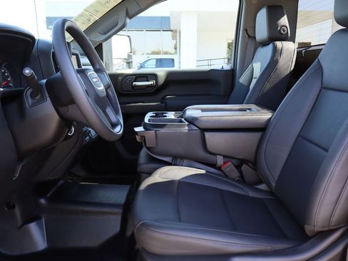 Used 2024 GMC Sierra 2500 Pro w/ Convenience Package image 21